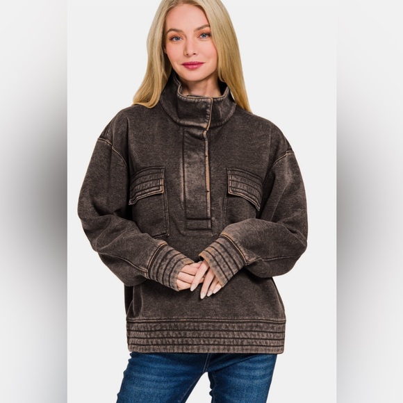 Zenana Acid Washed Half Snap Fleece Sweatshirt 10010000164 - Picture 3 of 3